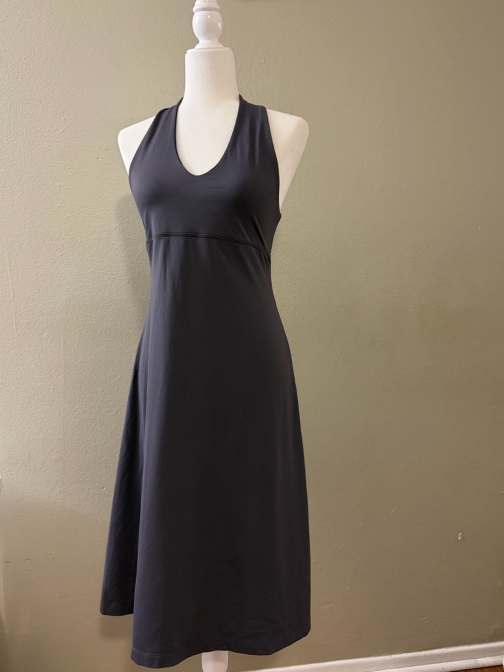 Patagonia Morning Glory Halter Dress Deep Plum Size Medium Travel Athleisure